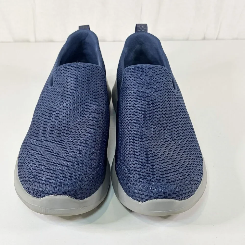 SKECHERS GO WALK MEN'S SHOES SIZE: 9.5 NAVY BLUE AIR COOLED MEMORY FOAM COMFORT